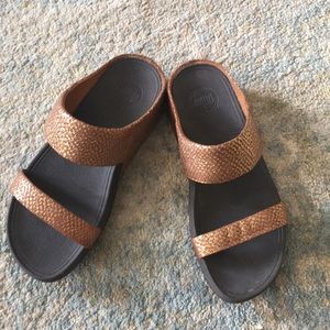 Fit Flop Lulu metallic bronze slides